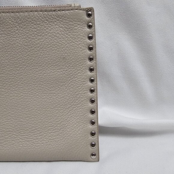 Michael Kors Gray Zipper Pouch Envelope Wallet - Picture 5 of 13